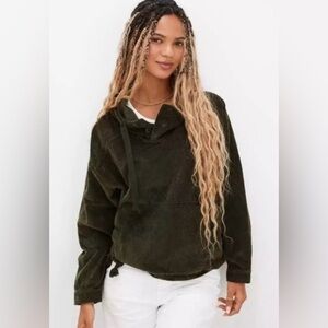 American Eagle Outfitters Green Corduroy Sweater​​